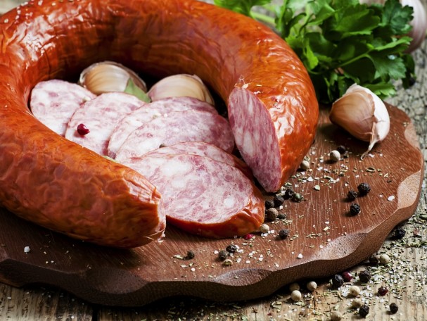 Соотношение постной и жировой частей в краковской колбасе
